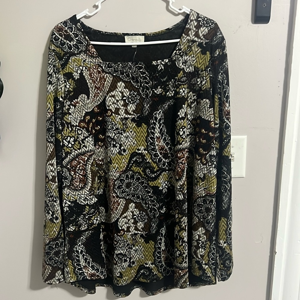 Long sleeve casual shirt